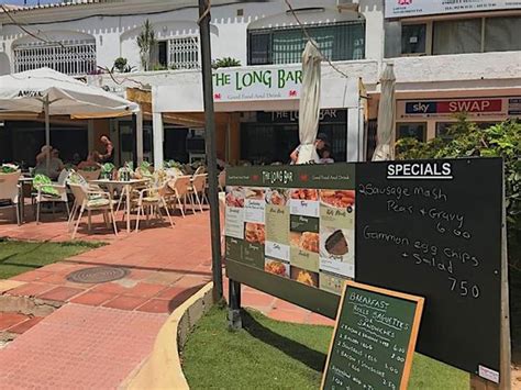 cruising benalmadena|Bar Gay en Benalmádena